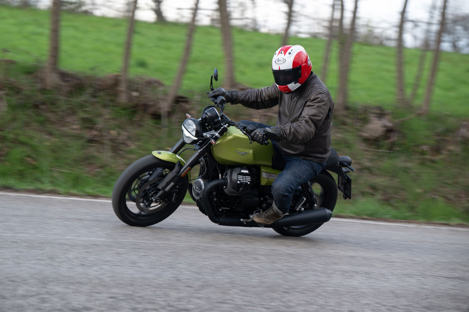The V7 Sport - riding