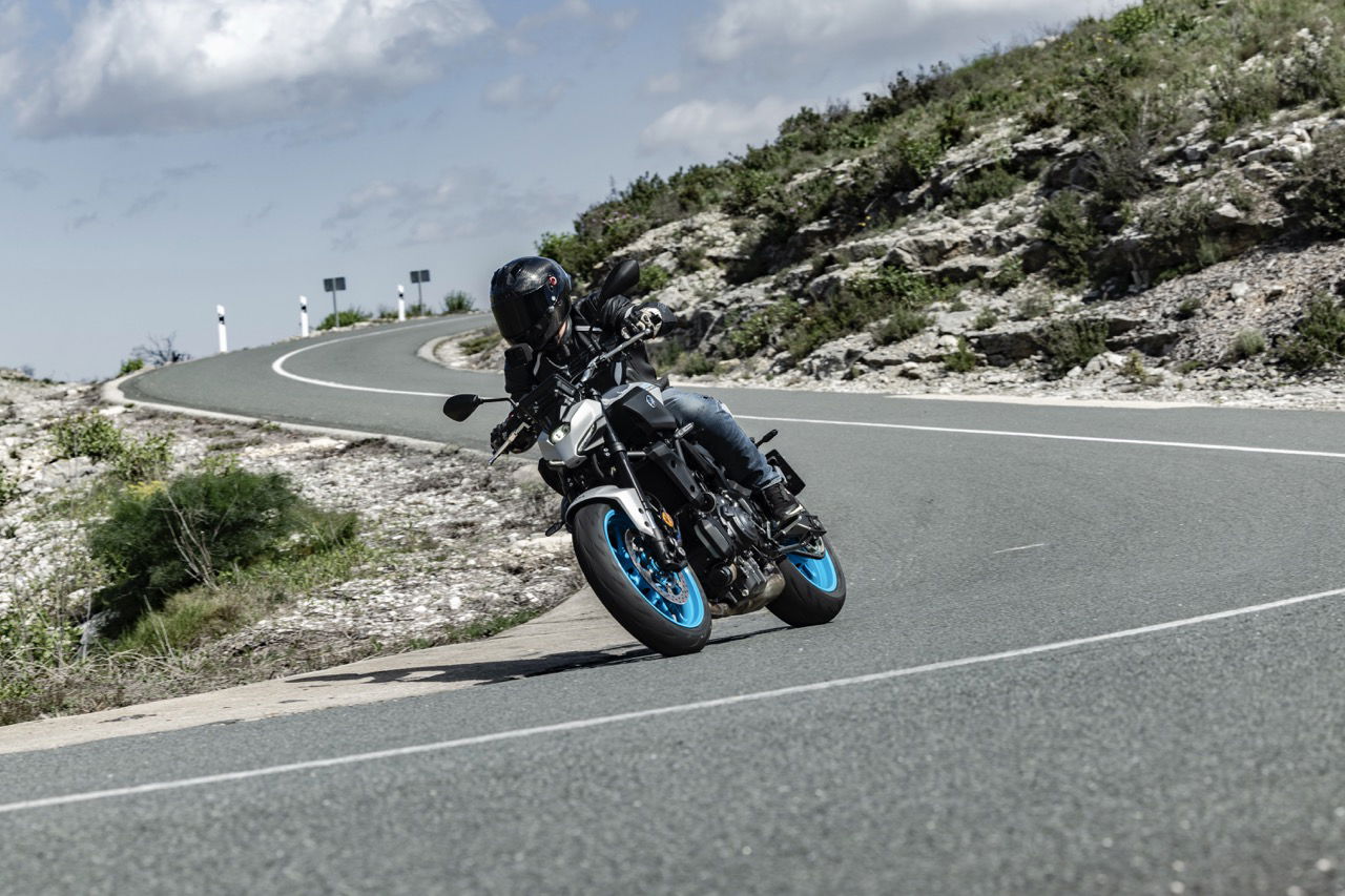 Yamaha MT-07 - riding