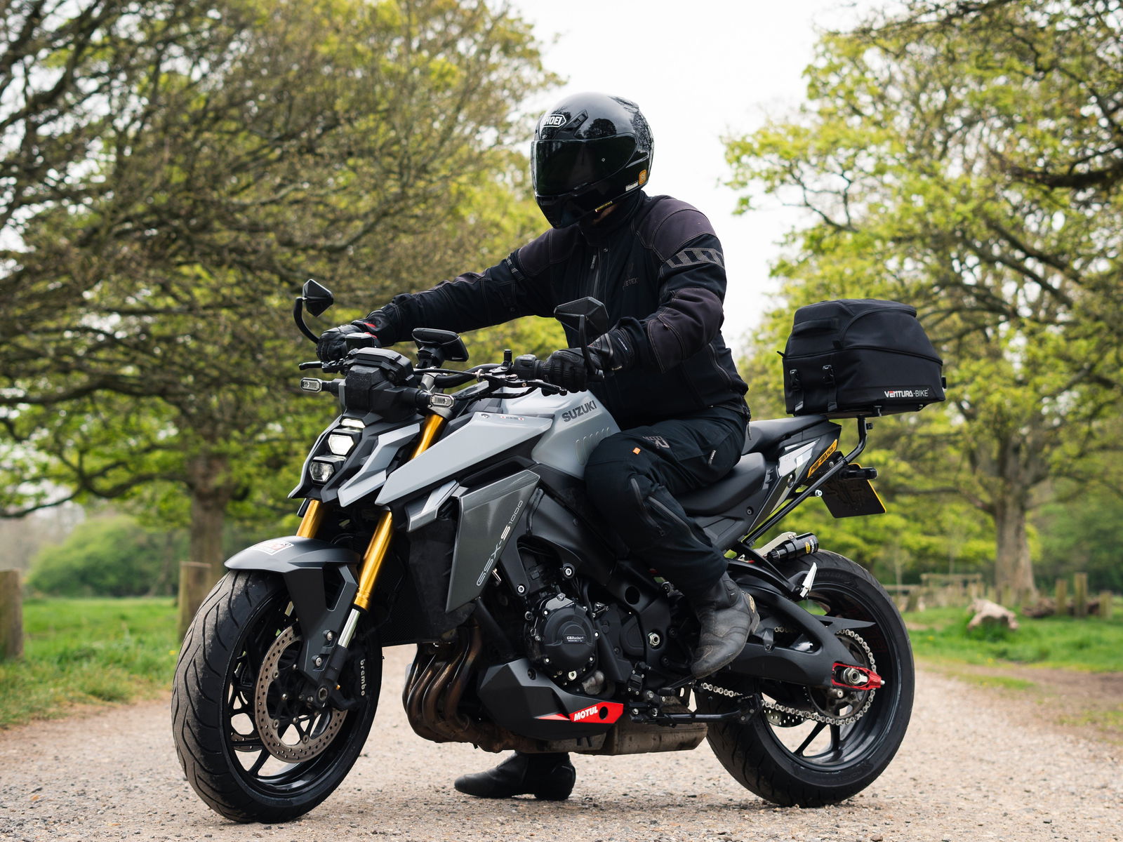 Ventura bag aboard Suzuki