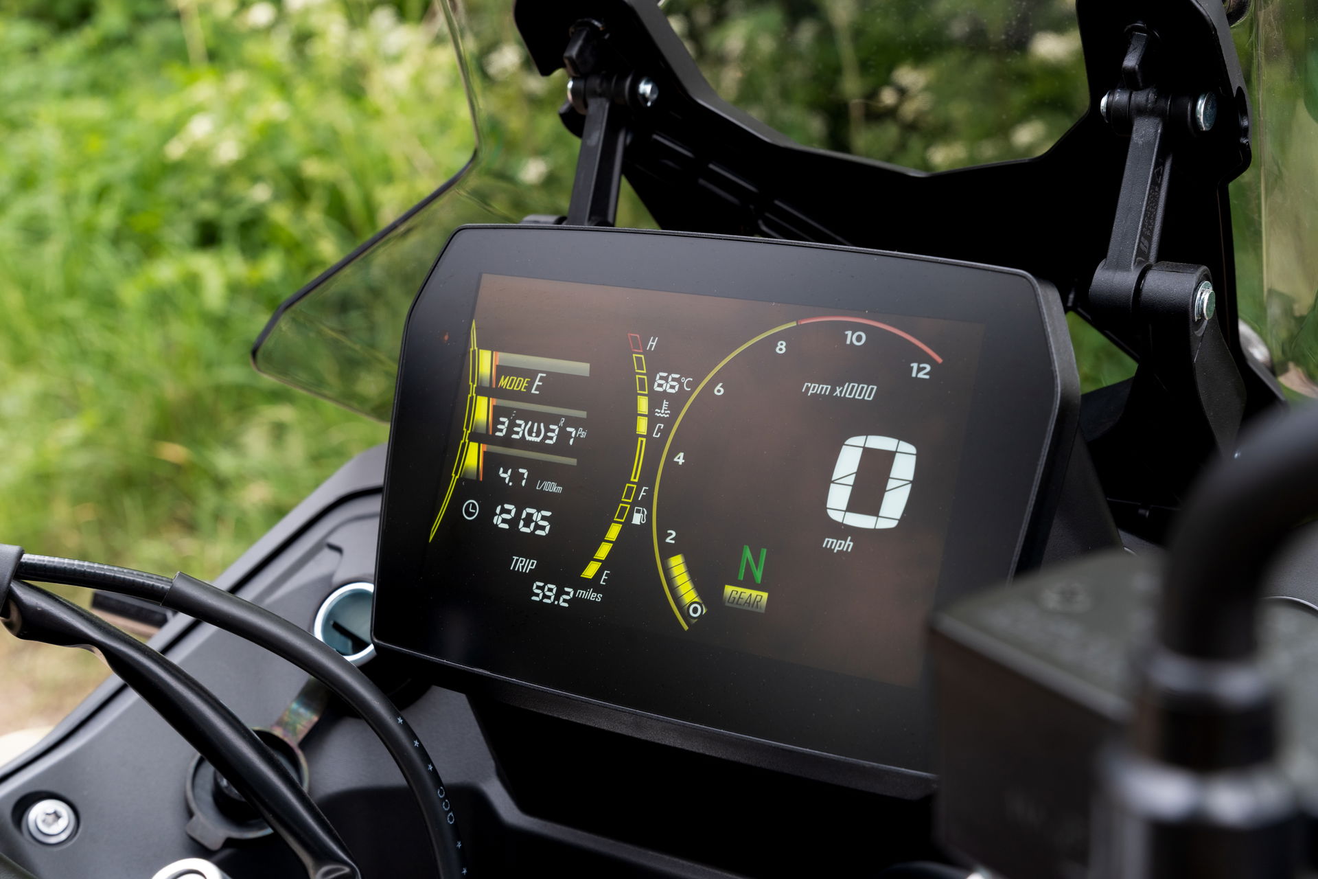 The Voge DS625X - details