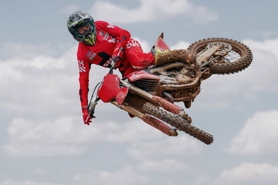 The Ducati Desmo450 MX
