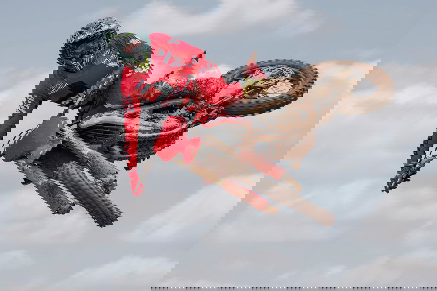 The Ducati Desmo450 MX