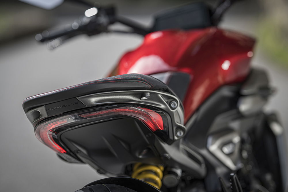 2025 XDiavel V4 - detail
