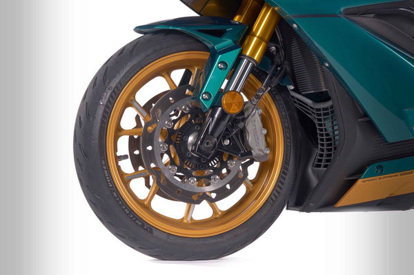 The Mitt 775R