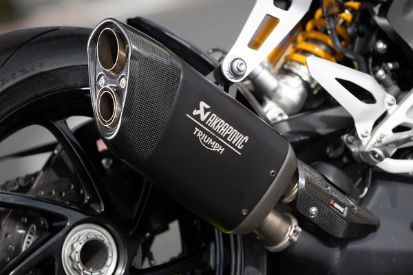 Speed Triple 1200 RX - static