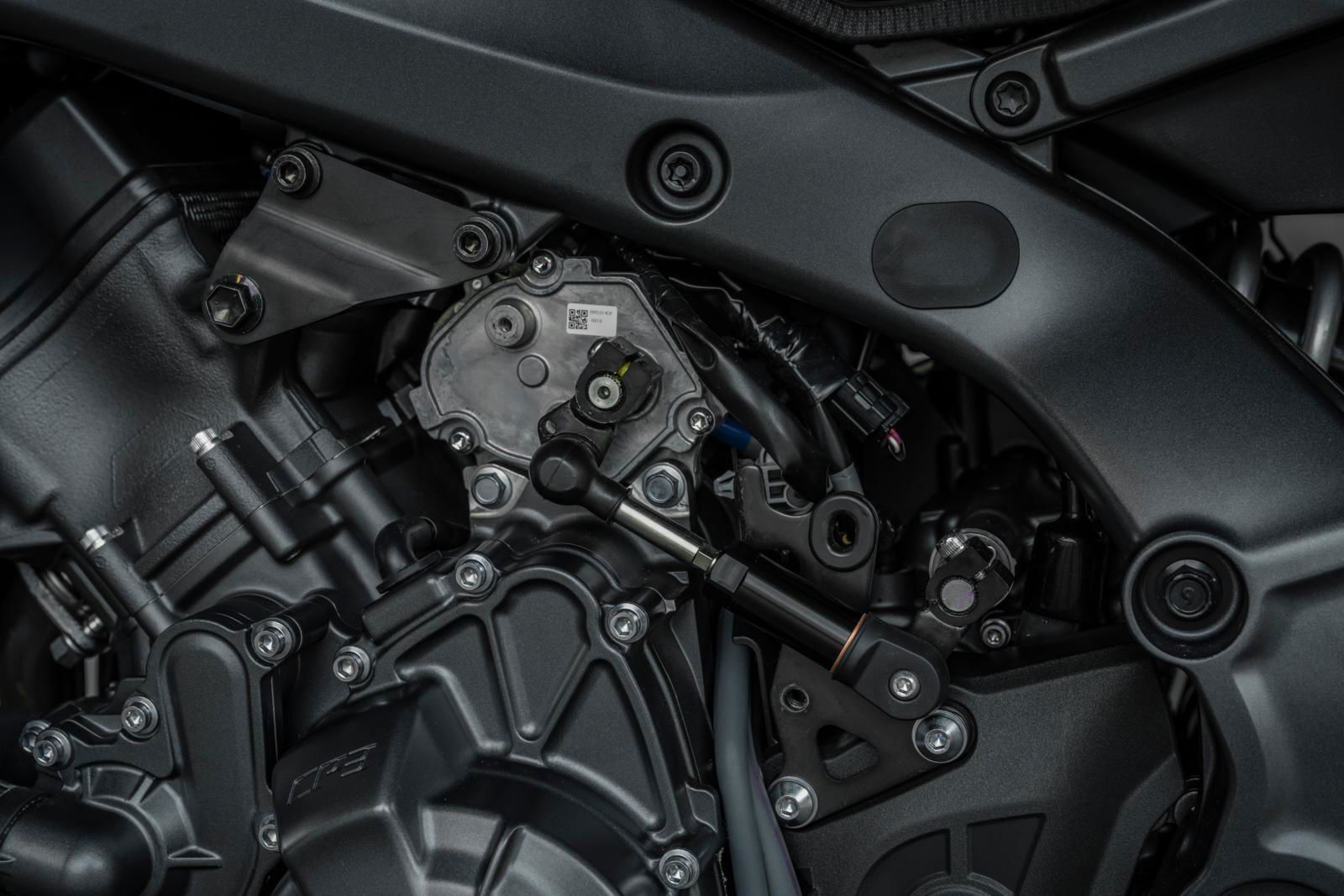 Y-AMT also does without a traditional gear lever