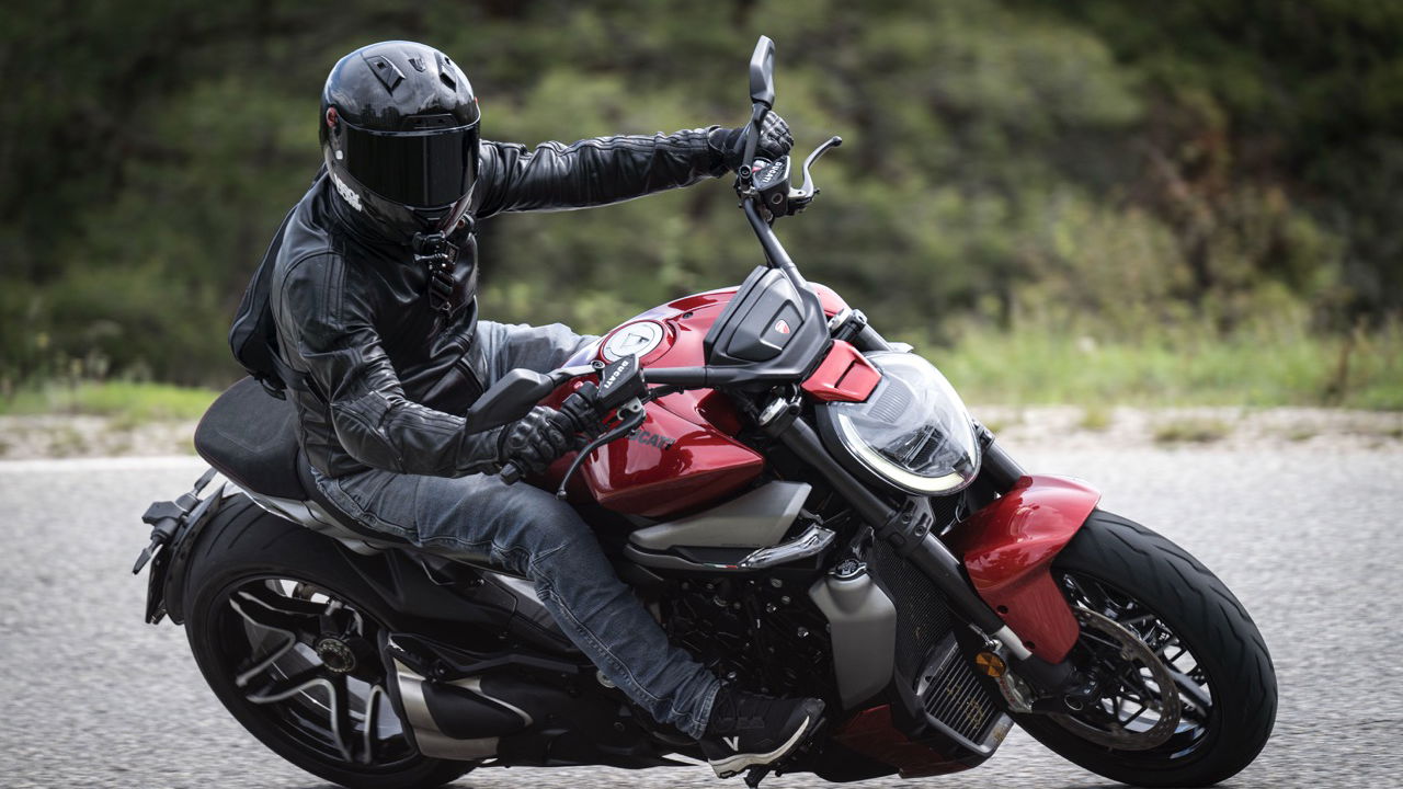 The 2025 Ducati XDiavel V4 - riding