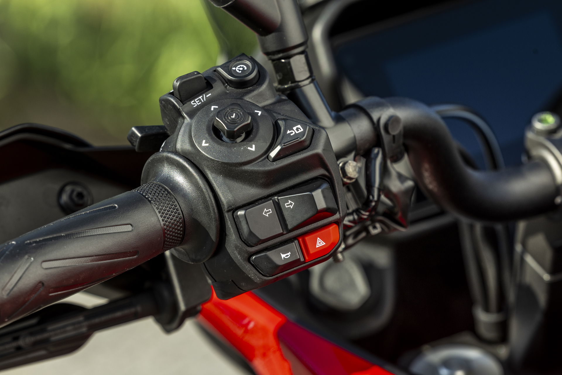 The switchcube is overall good - aside from the indicator switch