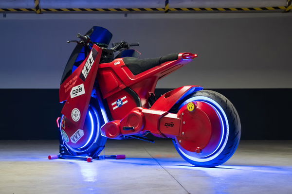 The DAB 1α Akira Replica