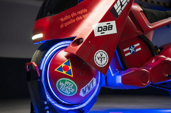 The DAB 1α Akira Replica