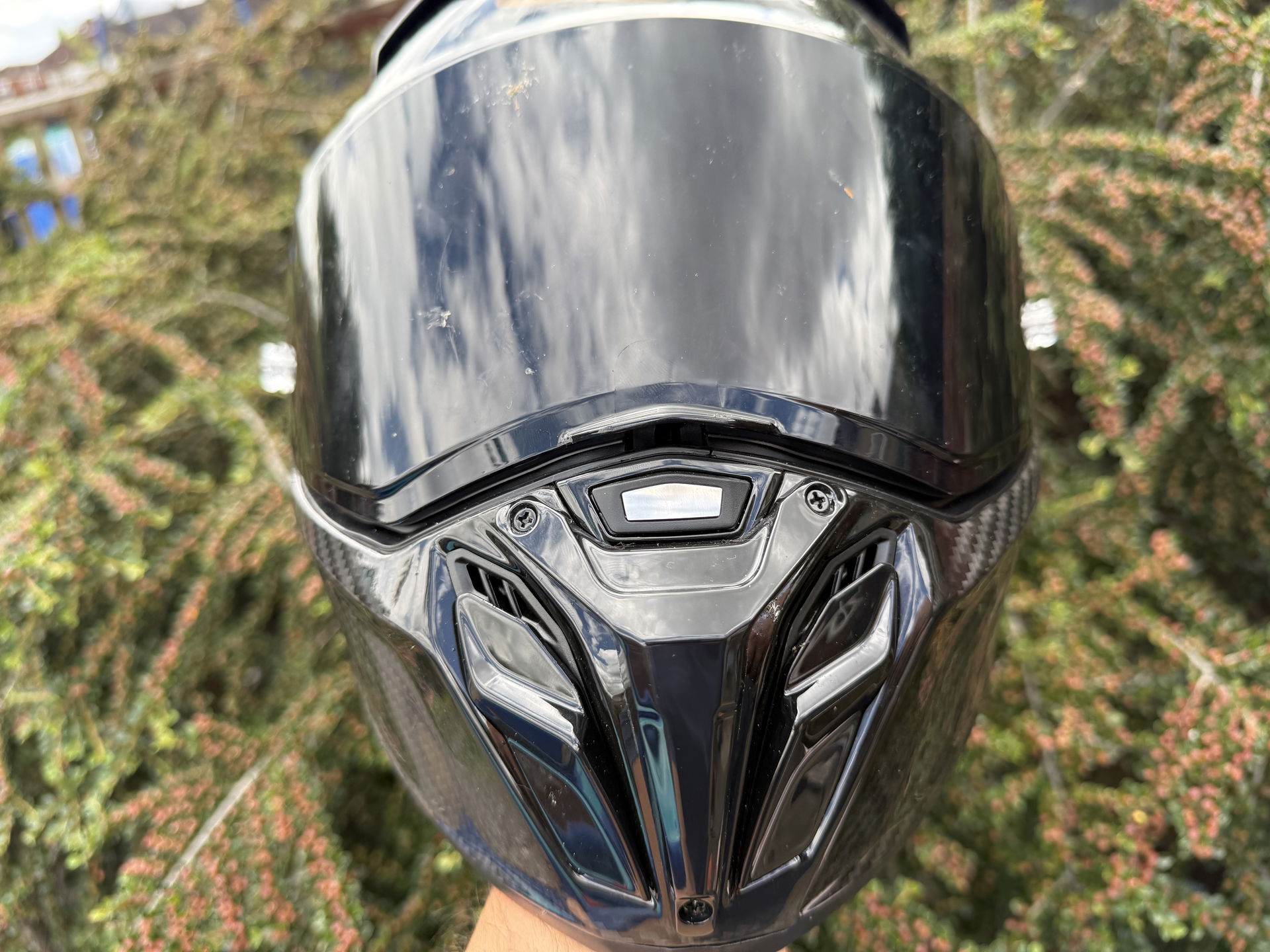 The chin vents on the GP01