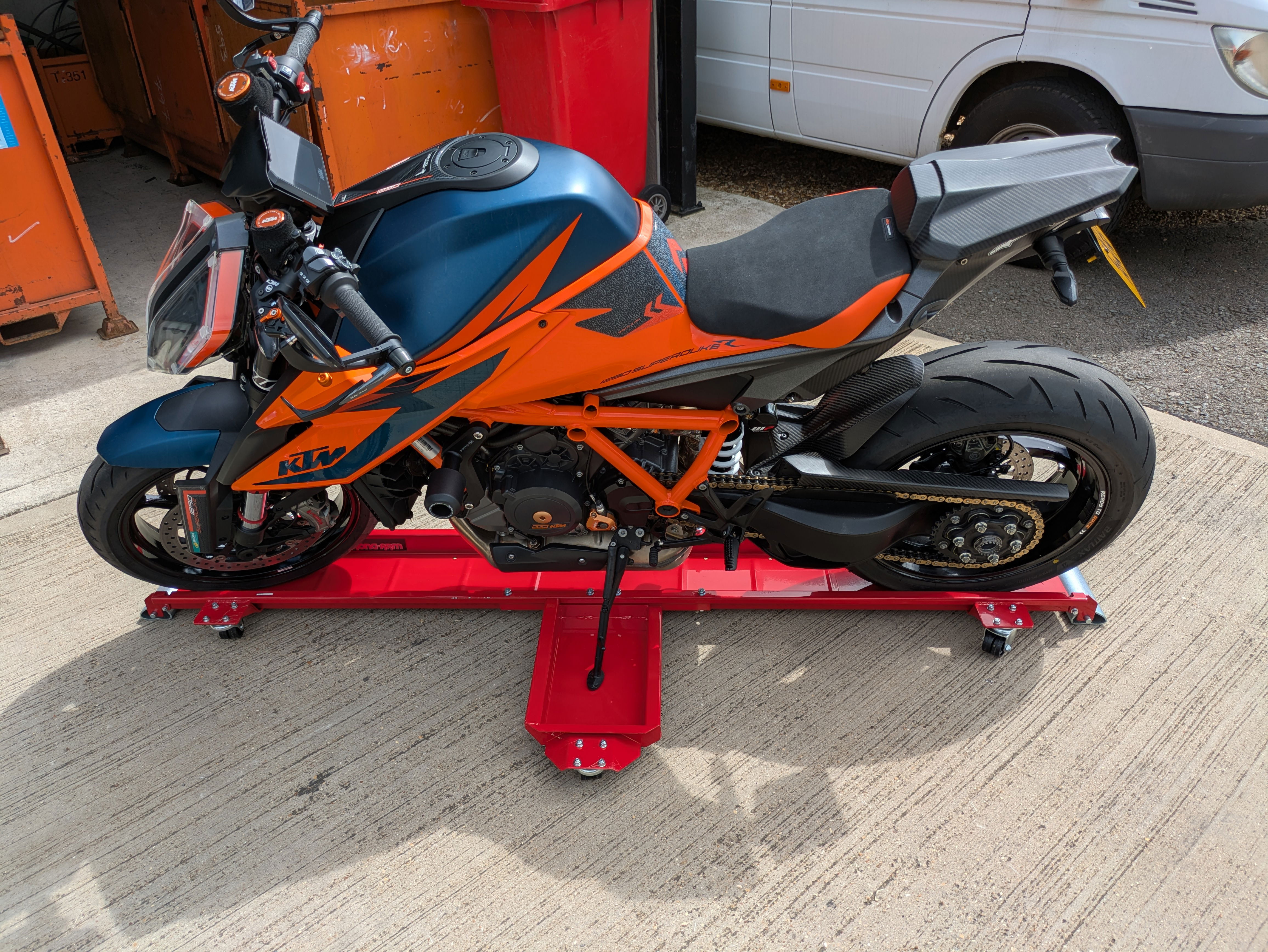 Moving the dolly with the bike on is a doddle thanks to the precision castors