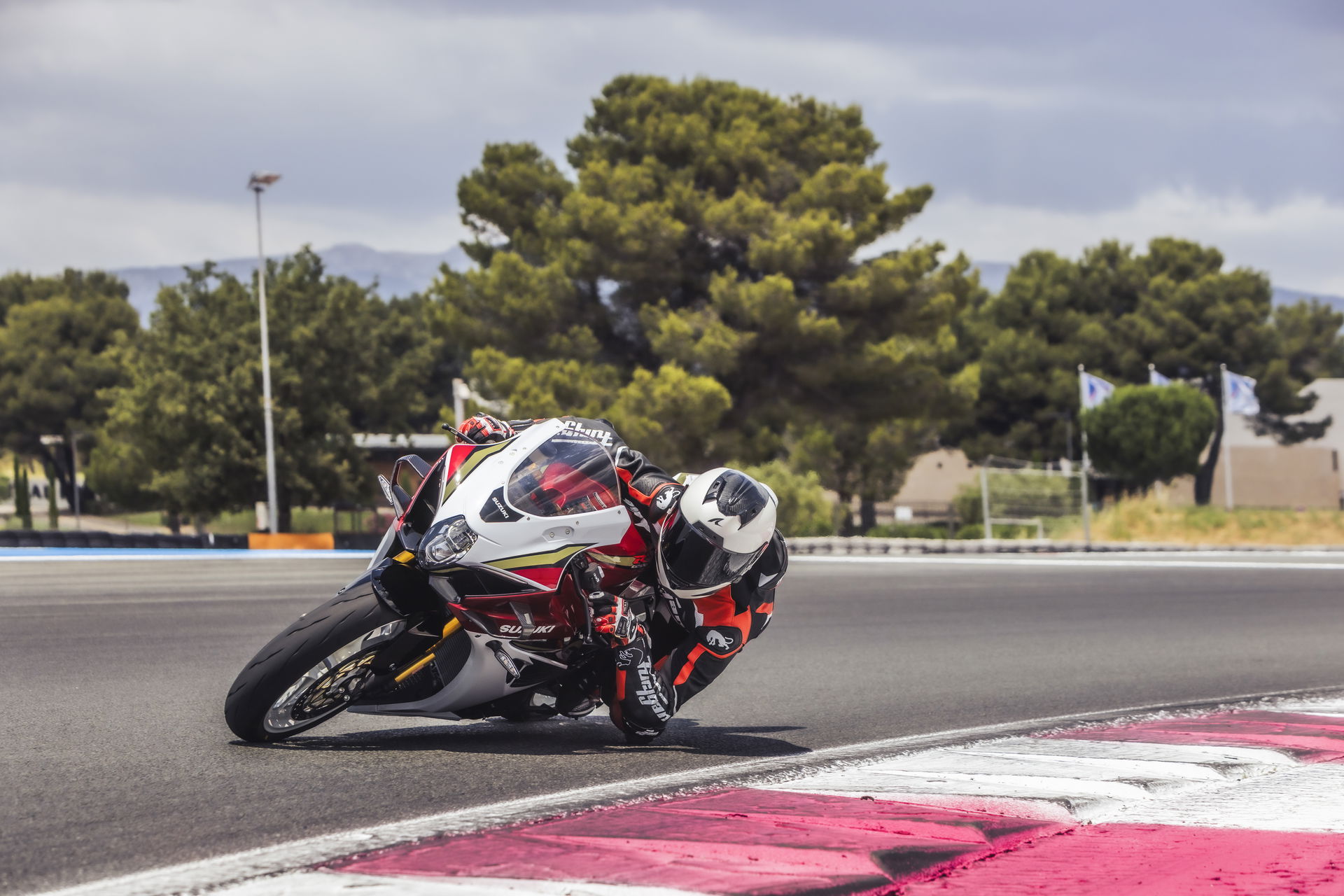 The 2026 Suzuki GSX-R1000R