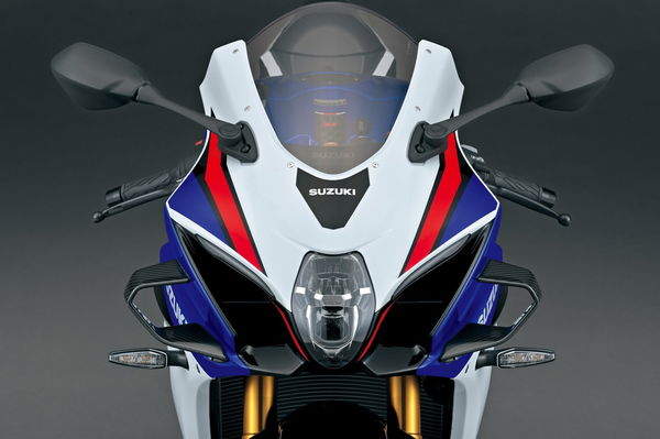 The winglets are borrowed from Suzuki's Suzuka 8 Hour race bike