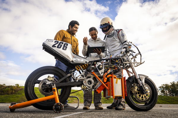 MIT students have created a hydrogen fuel cell bike from an old Ducati