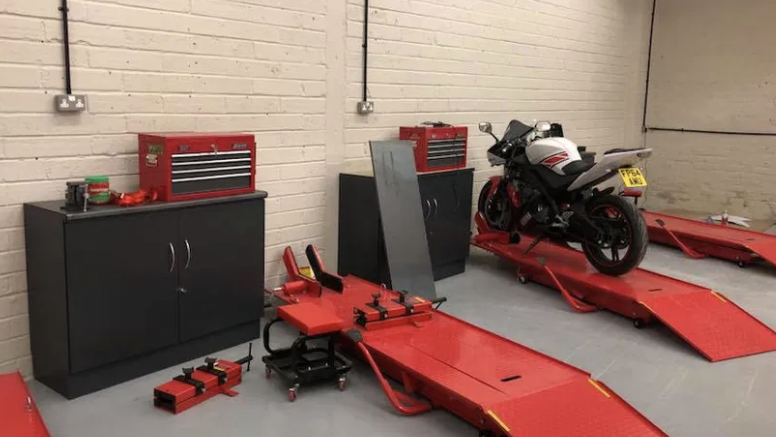 Garage