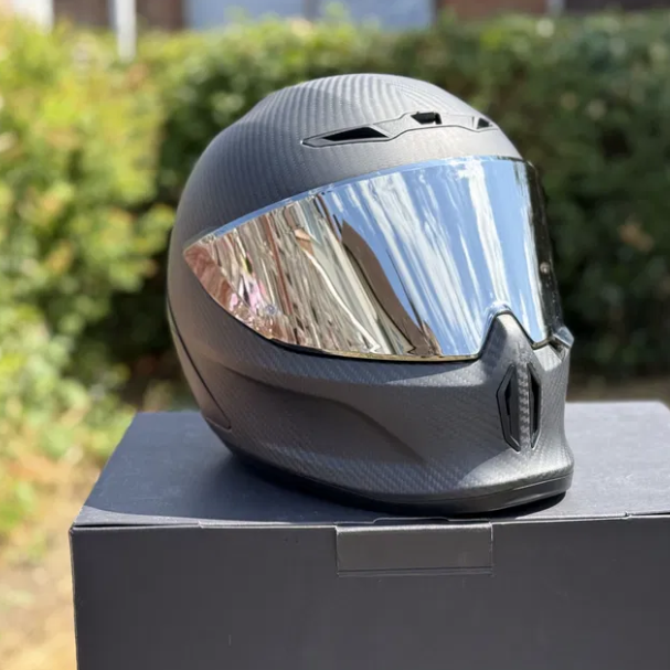 Ruroc Eox Raw Carbon helmet