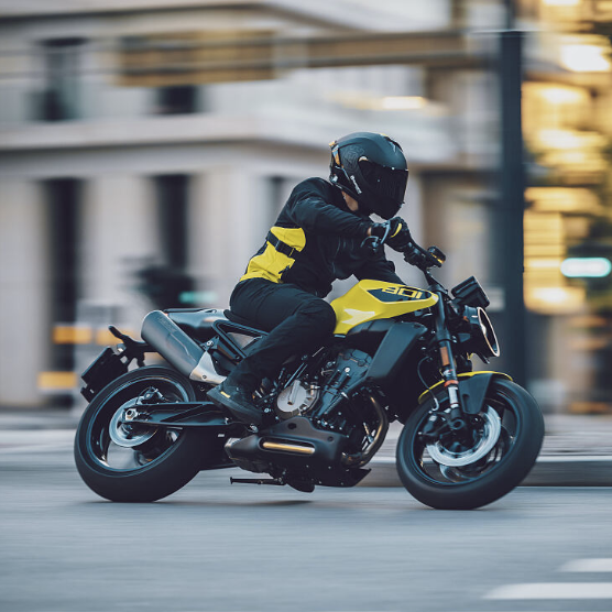 Husqvarna Vitpilen 801 riding on the road