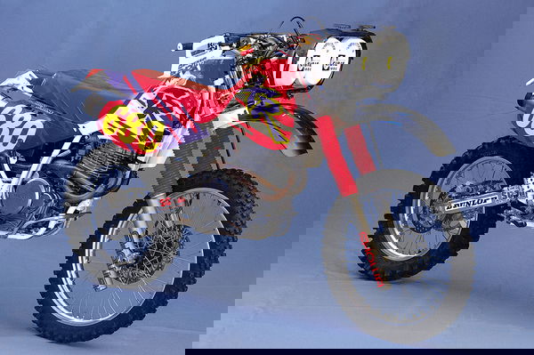 The 1992 XR600R BAJA (as raced in the BAJA 1000 rally)