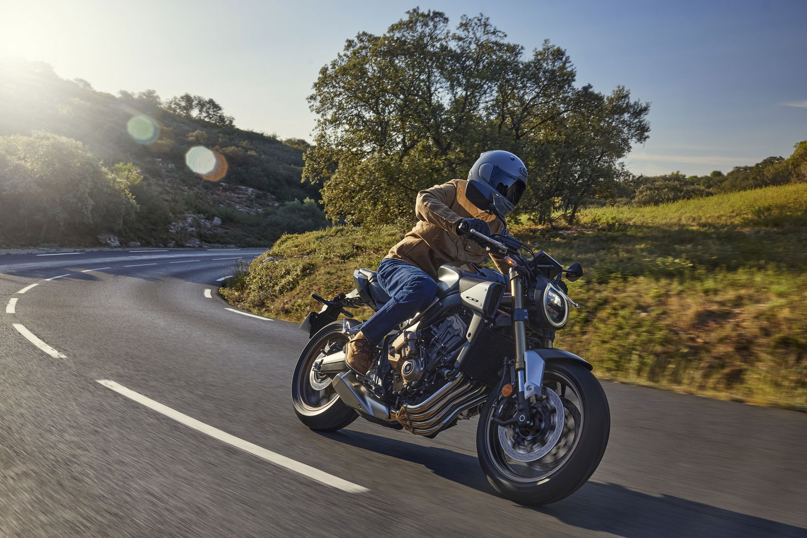 The Honda CB650R E-Clutch version