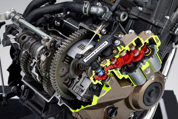 The inner working of the Honda E-Clutch system