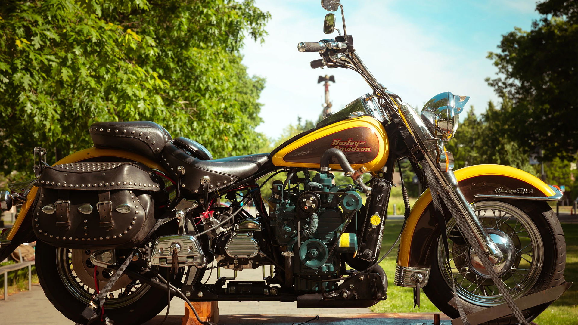 Alex Jennison's biodiesel-powered Harley