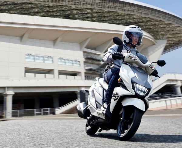 The Suzuki Avensis 125