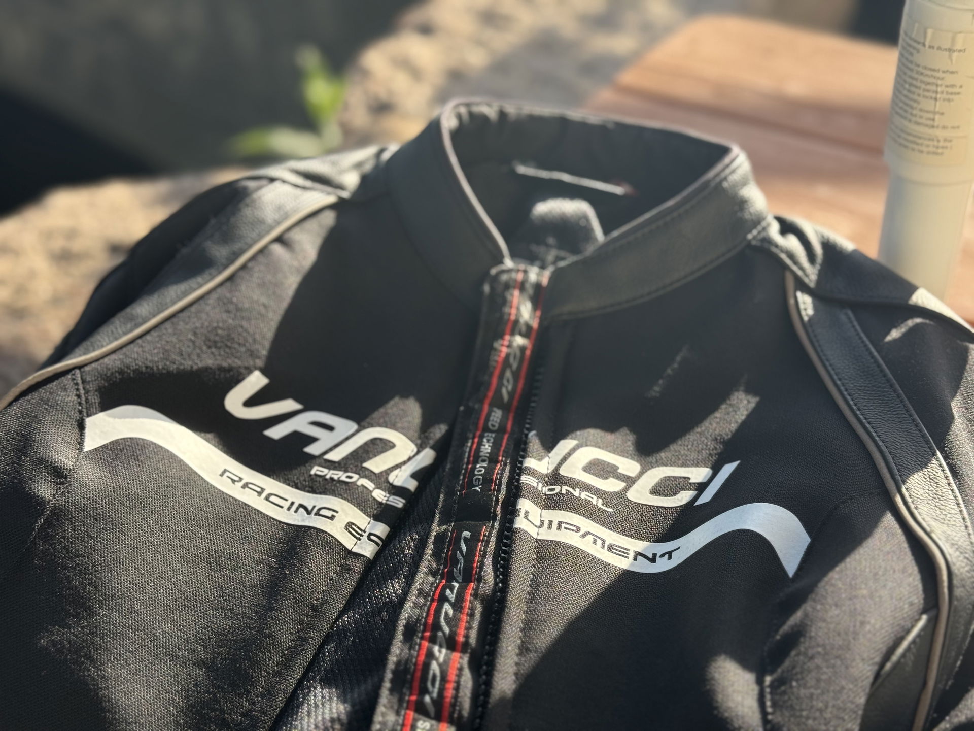 The Vanucci Art XIX women's combi jacket