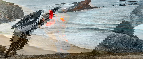 2025 KTM 890 Adventure R