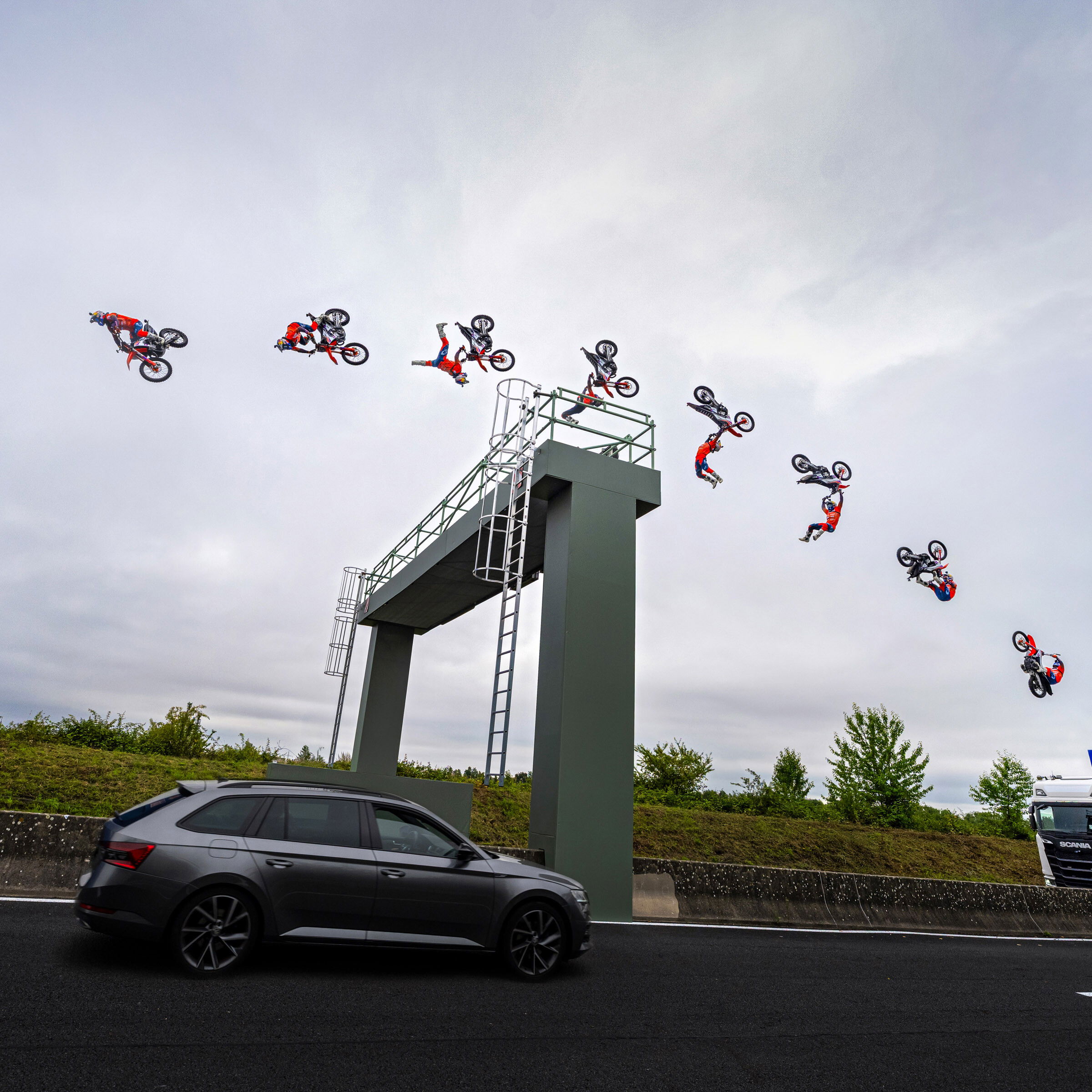 Luc Ackermann jumping a motorway hoarding - Predrag Vuckovic / Red Bull Content Pool