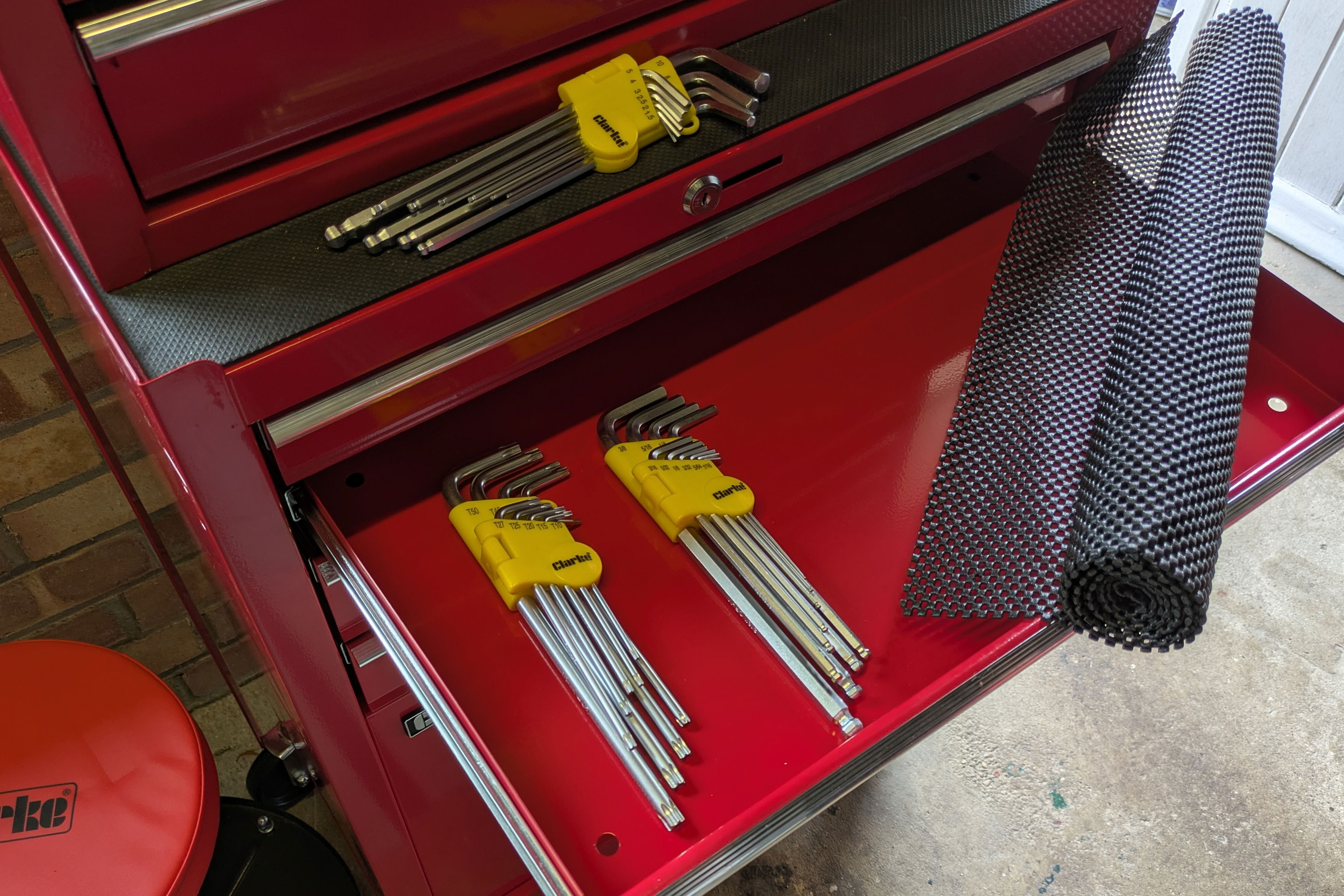 The Clarke PRO138 29-Piece Extra Long Hex & Torx Key Set