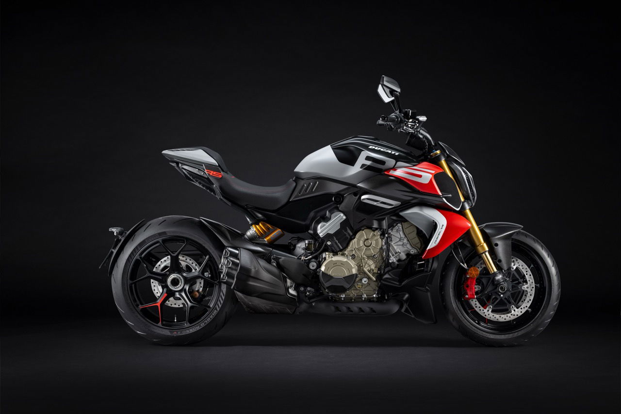 The 2026 Ducati Diavel V4 RS