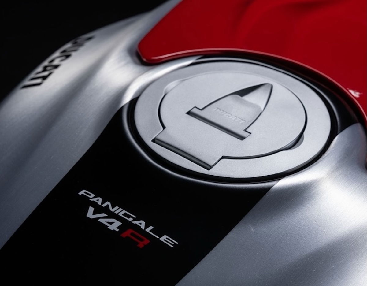 The 2025 Panigale V4 R