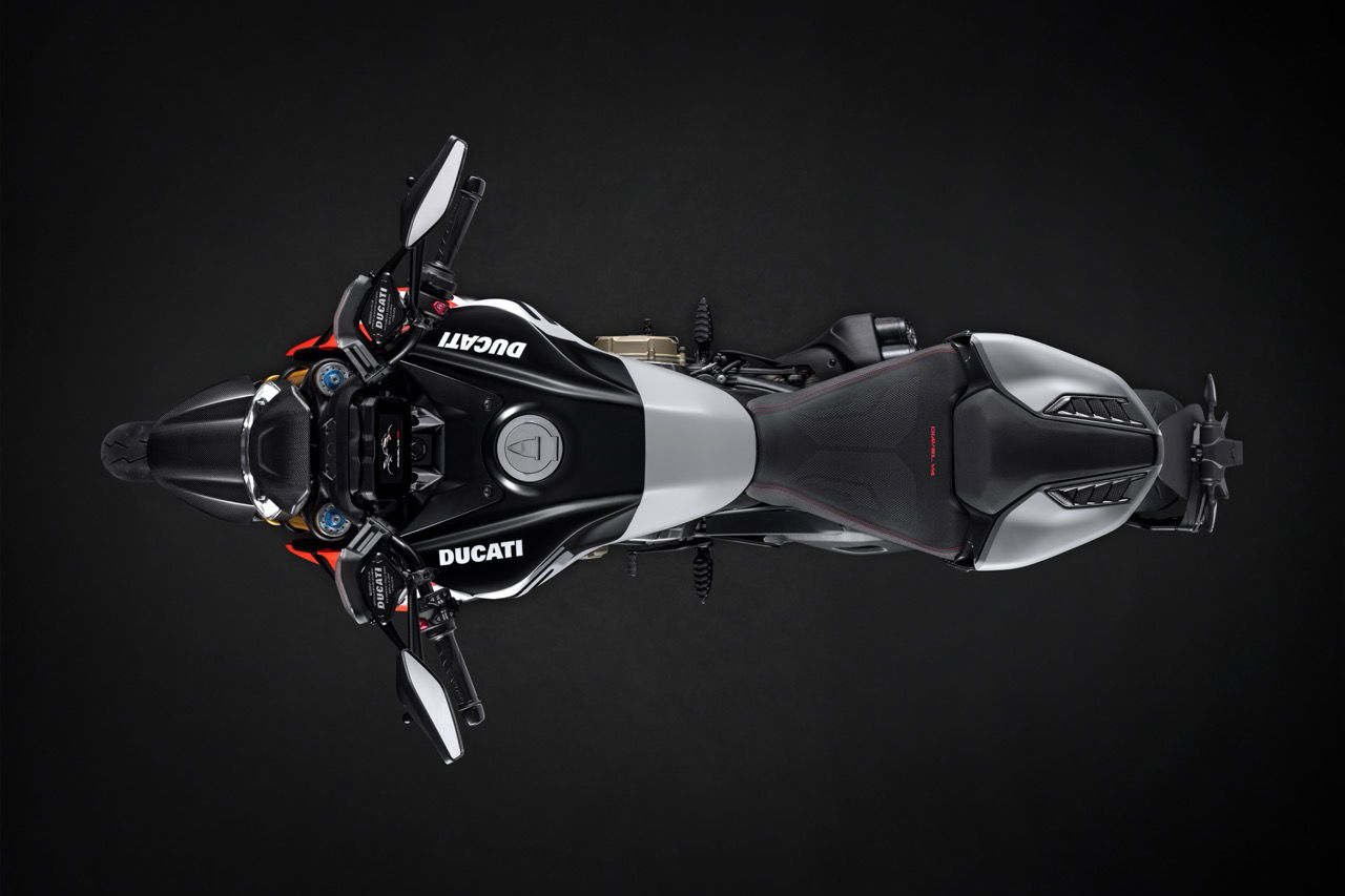 The 2026 Diavel V4 RS