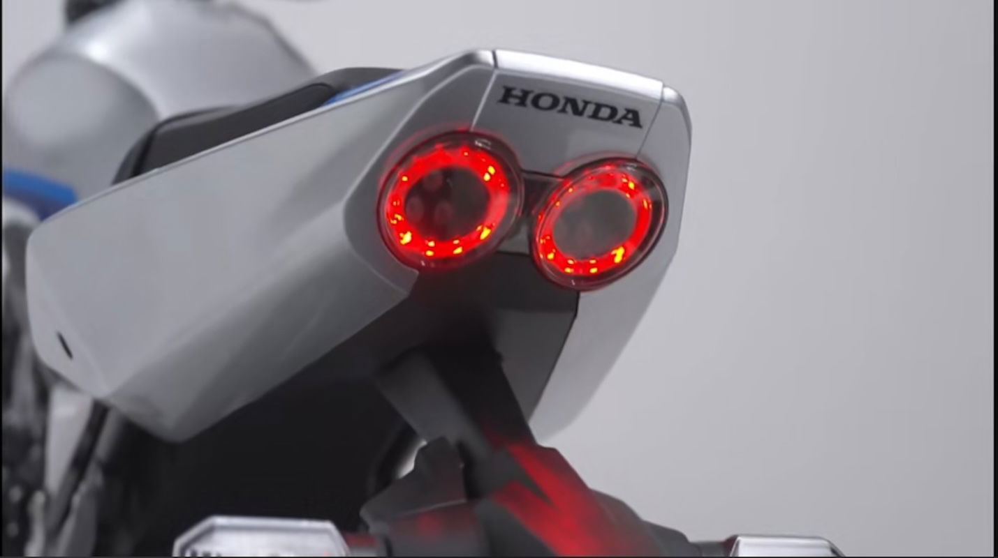 The tail lights of the CB500 Super Four