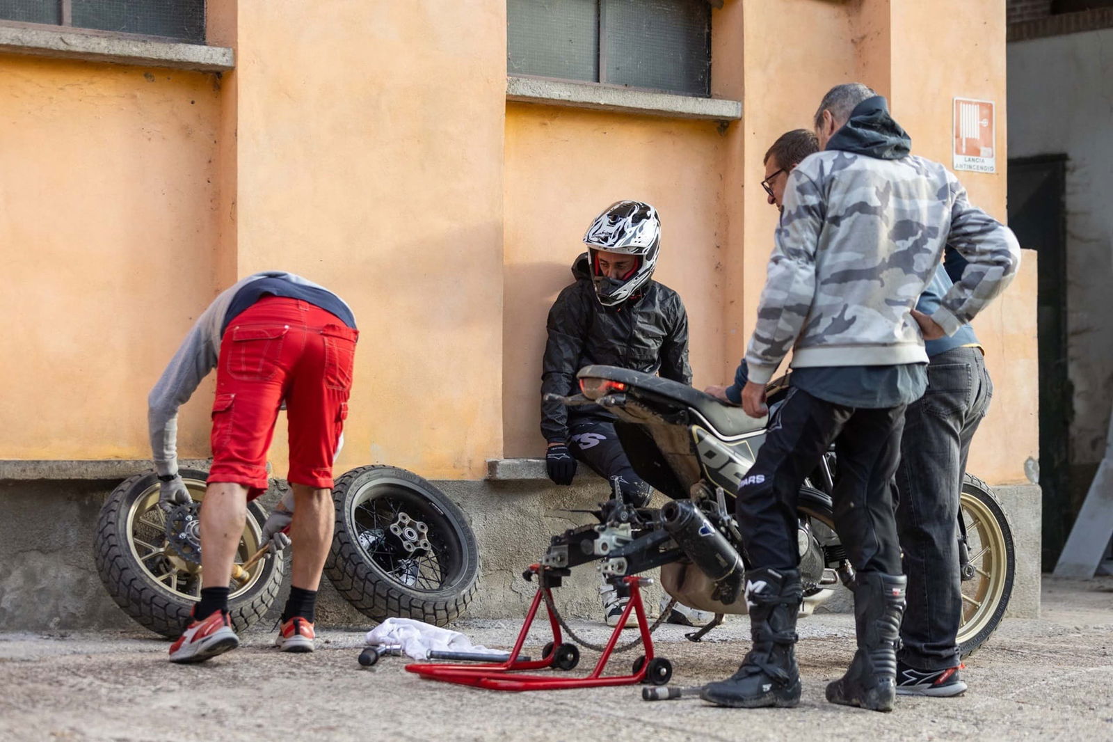 Tyre change during the new record attempt