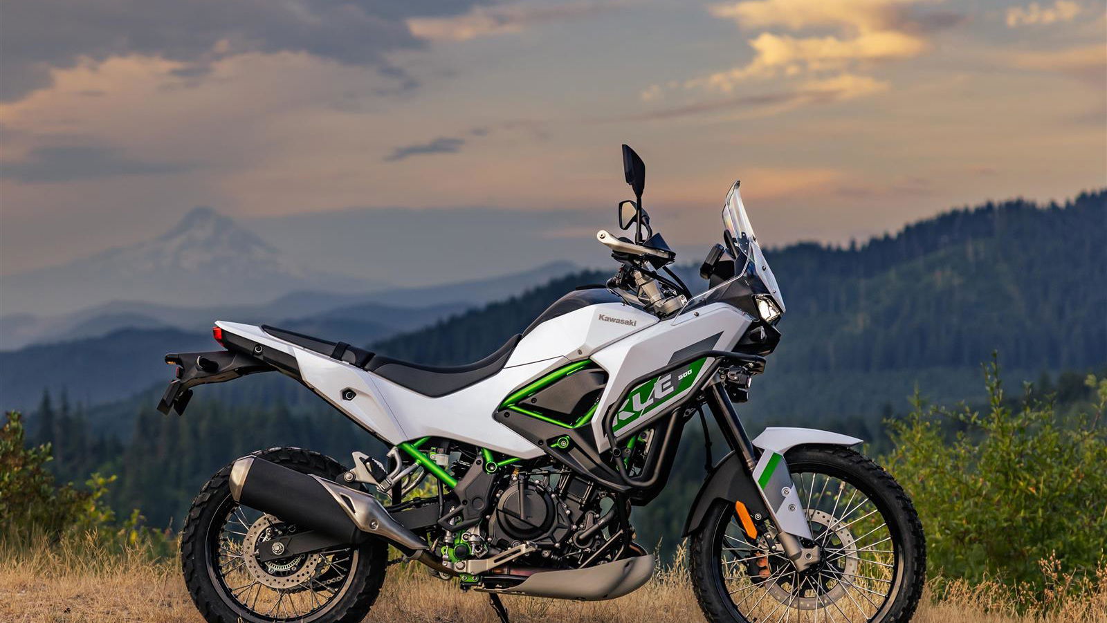 These low-rate finance examples make the new Kawasaki KLE500 very cheap