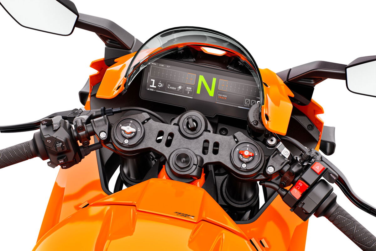 The KTM 990 RC R - detail