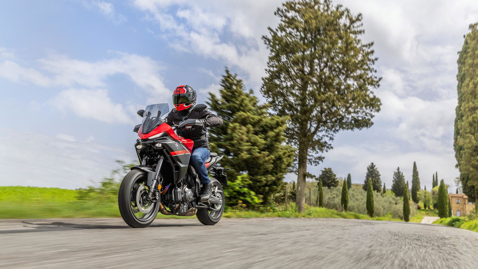 2026 Yamaha Tracer 7 Y-AMT