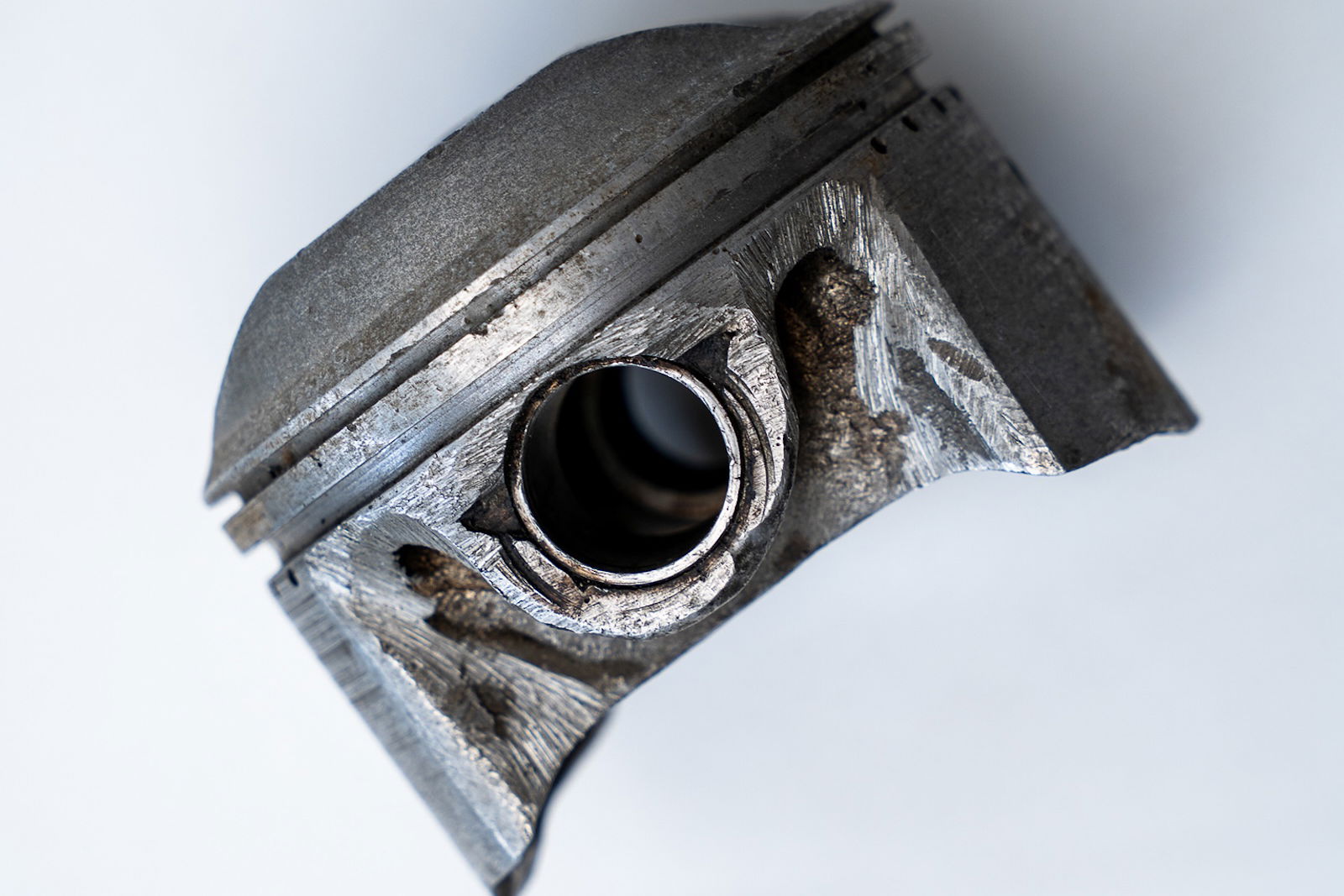 A piston cast by Burt Munro
