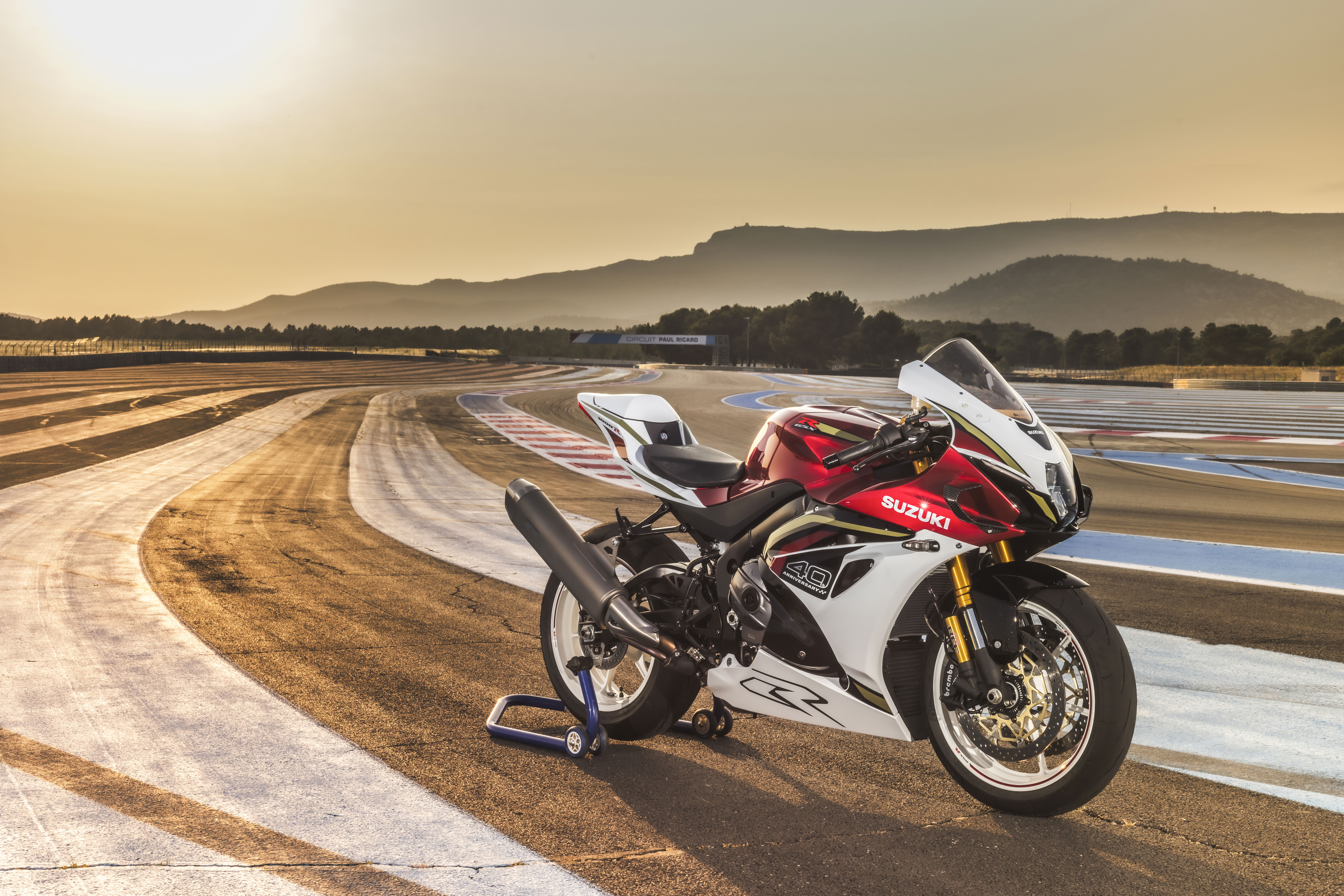 Suzuki's new GSX-R1000R superbike