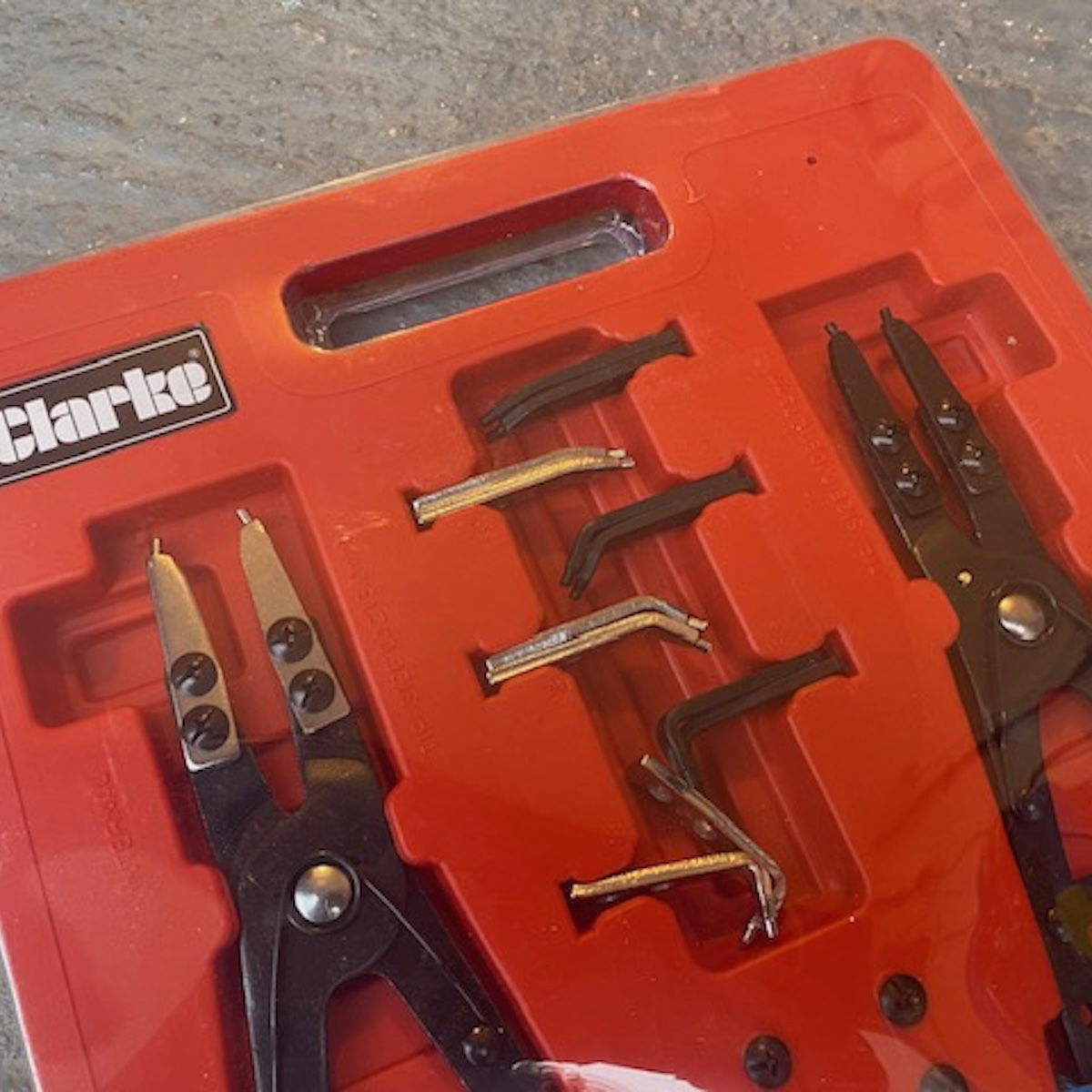 The Clarke CHT686 10" (254mm) circlip plier set