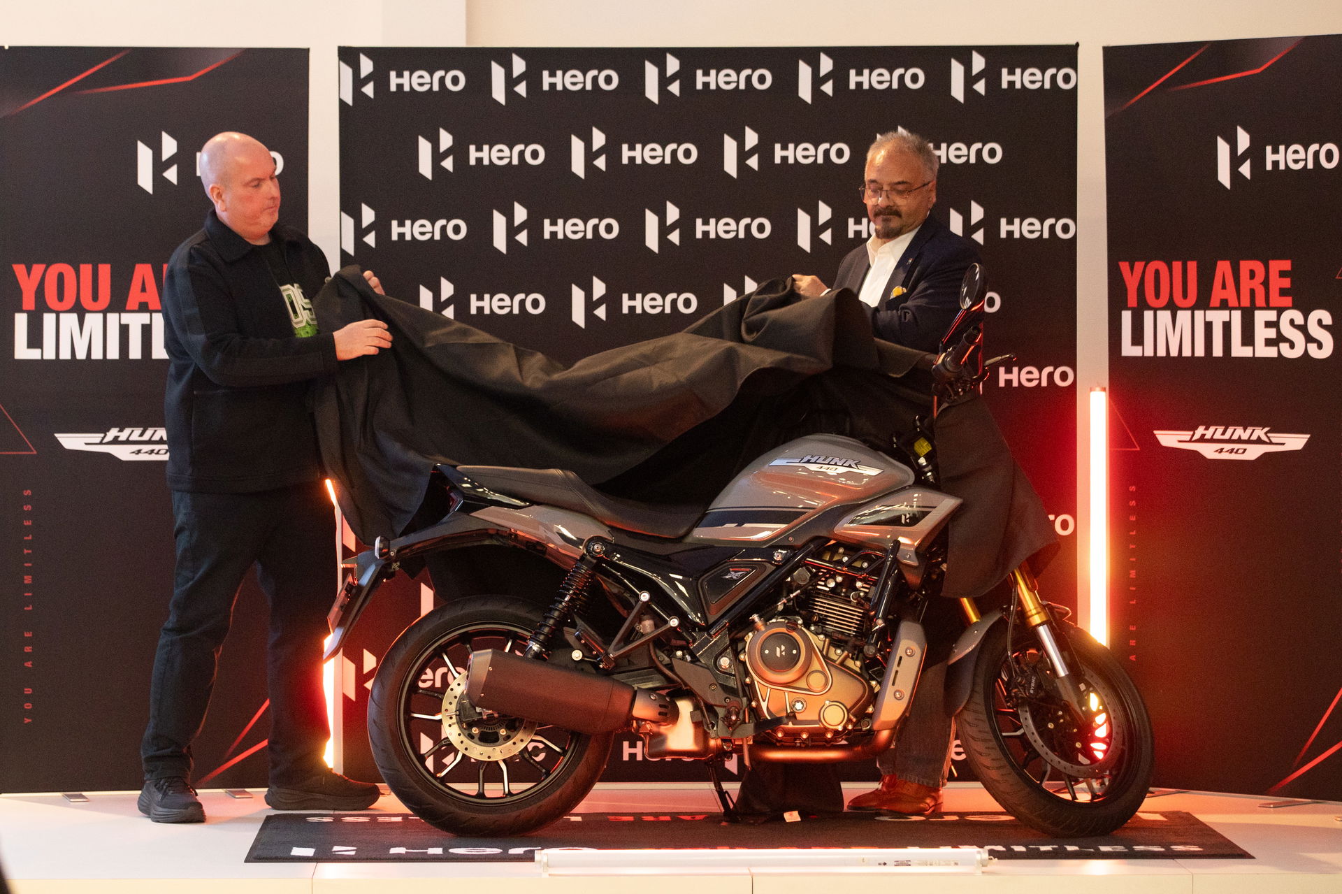 Lee Mason and Sanjay Bahn pull the covers off the Hunk 440