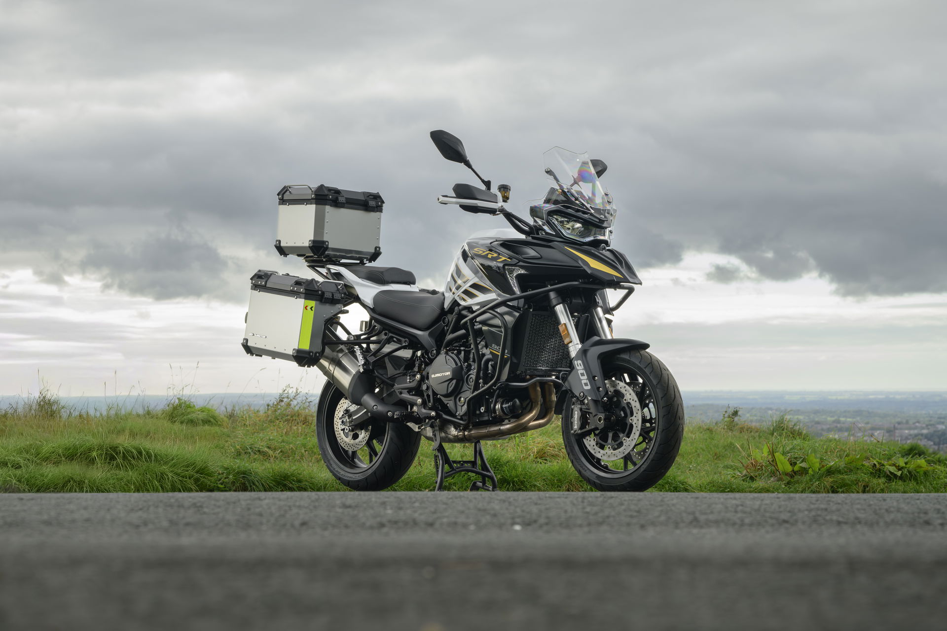 The QJ Motor SRT 900 S