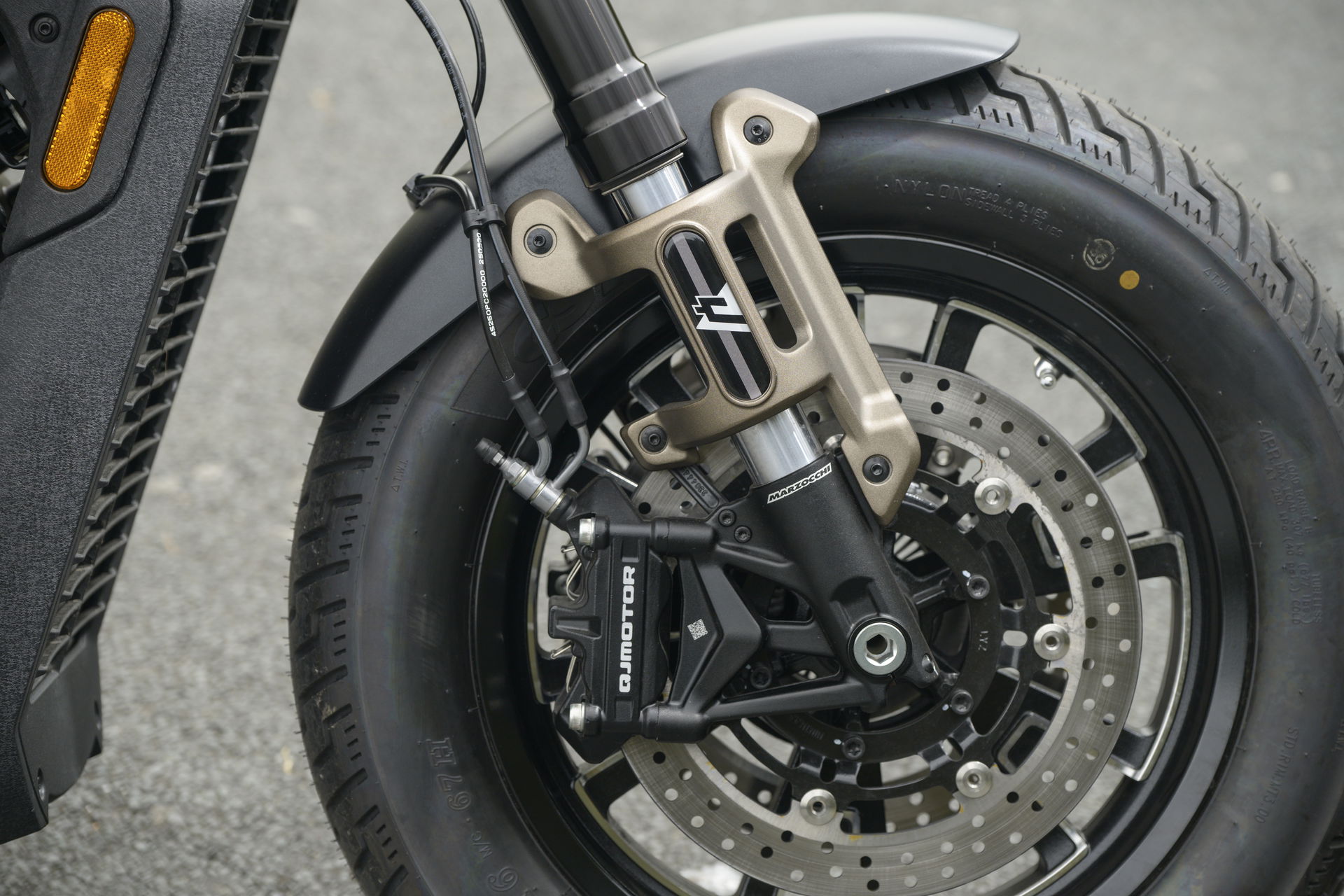 The bike rides on Marzocchi suspension front and rear