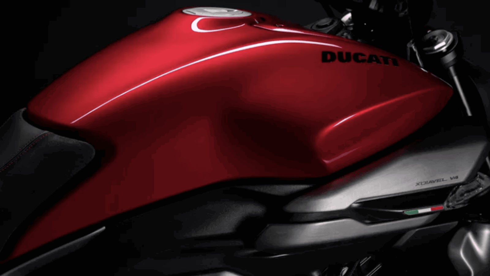 Ducati Diavel fuel tank