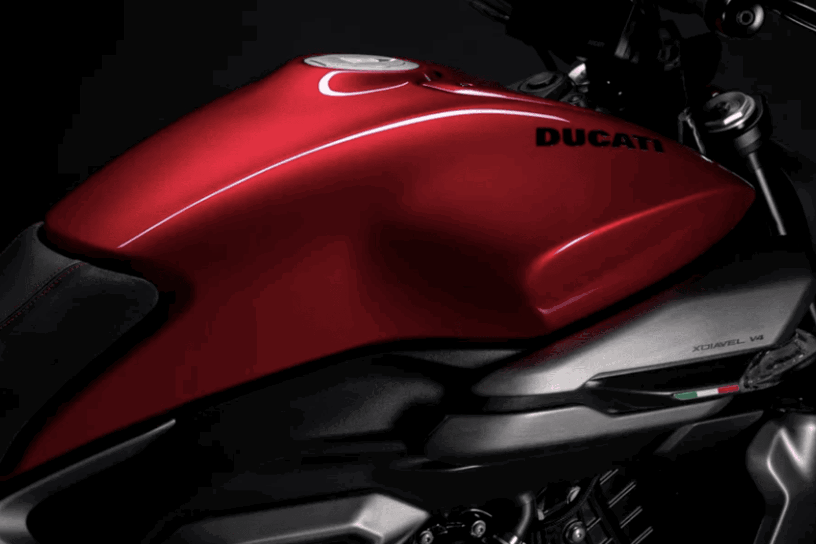 Ducati Diavel fuel tank