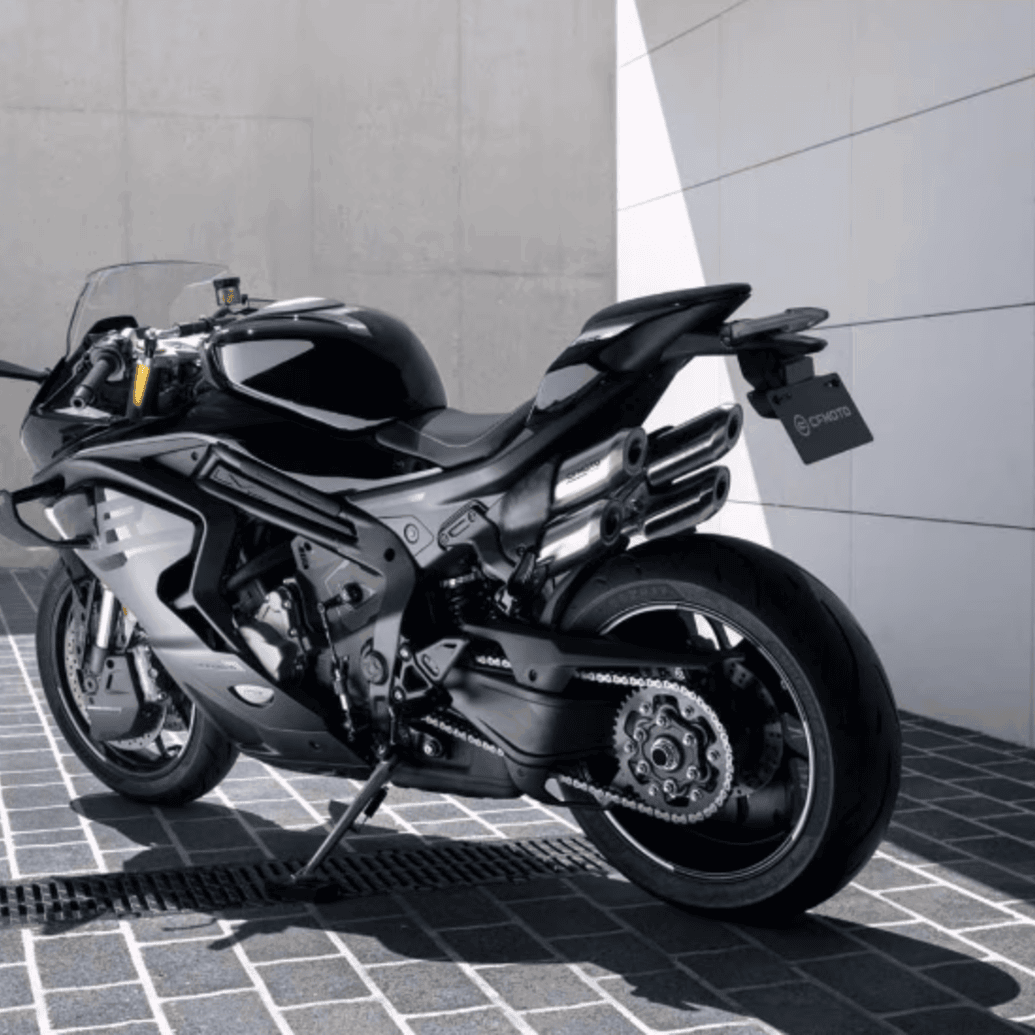 CFMoto's 2025 750SR-R