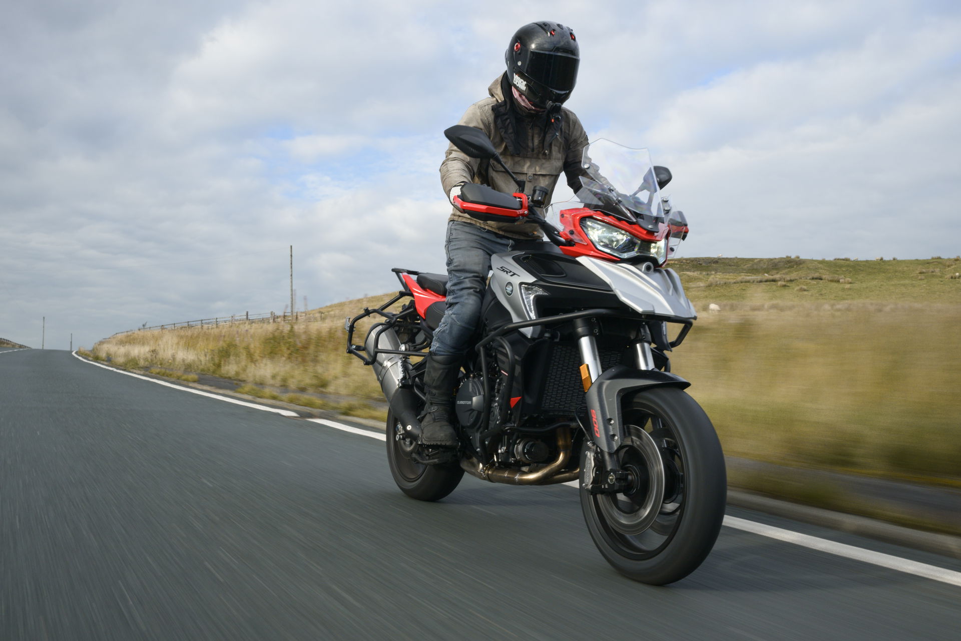 The QJ SRT 900 S - riding