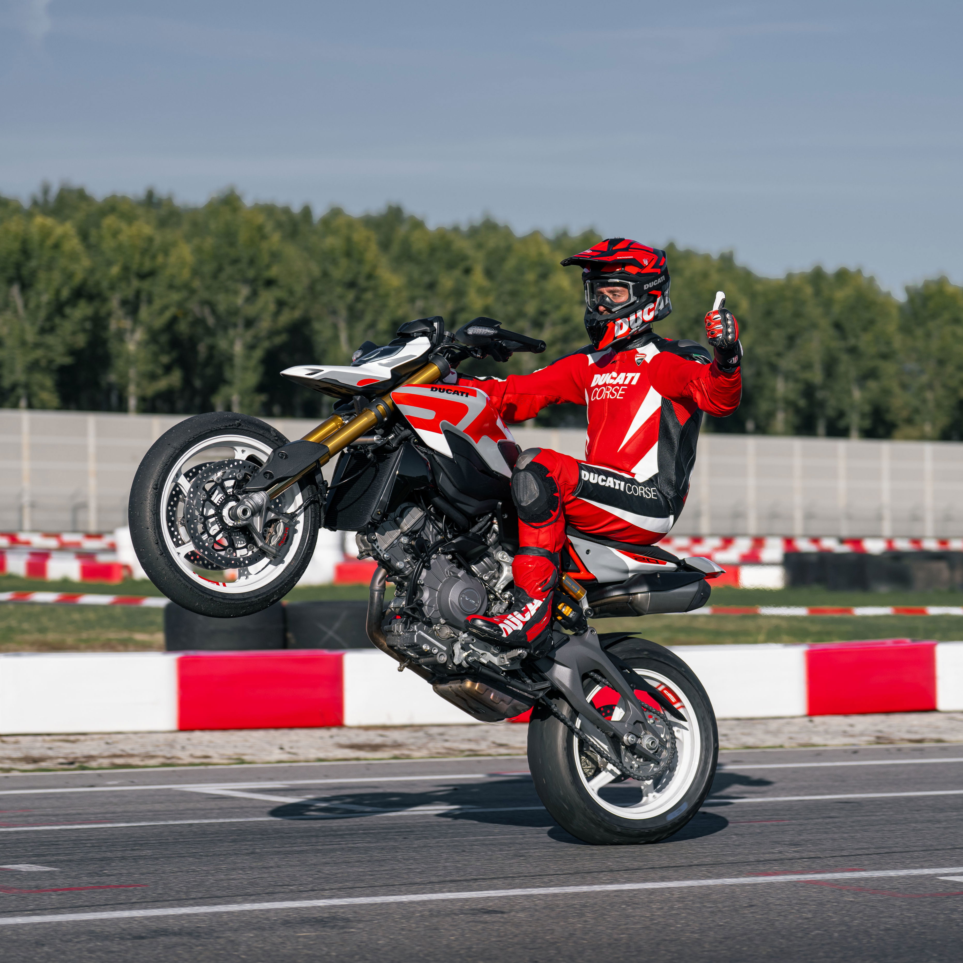 2026 Ducati Hyper Motard V2 SP